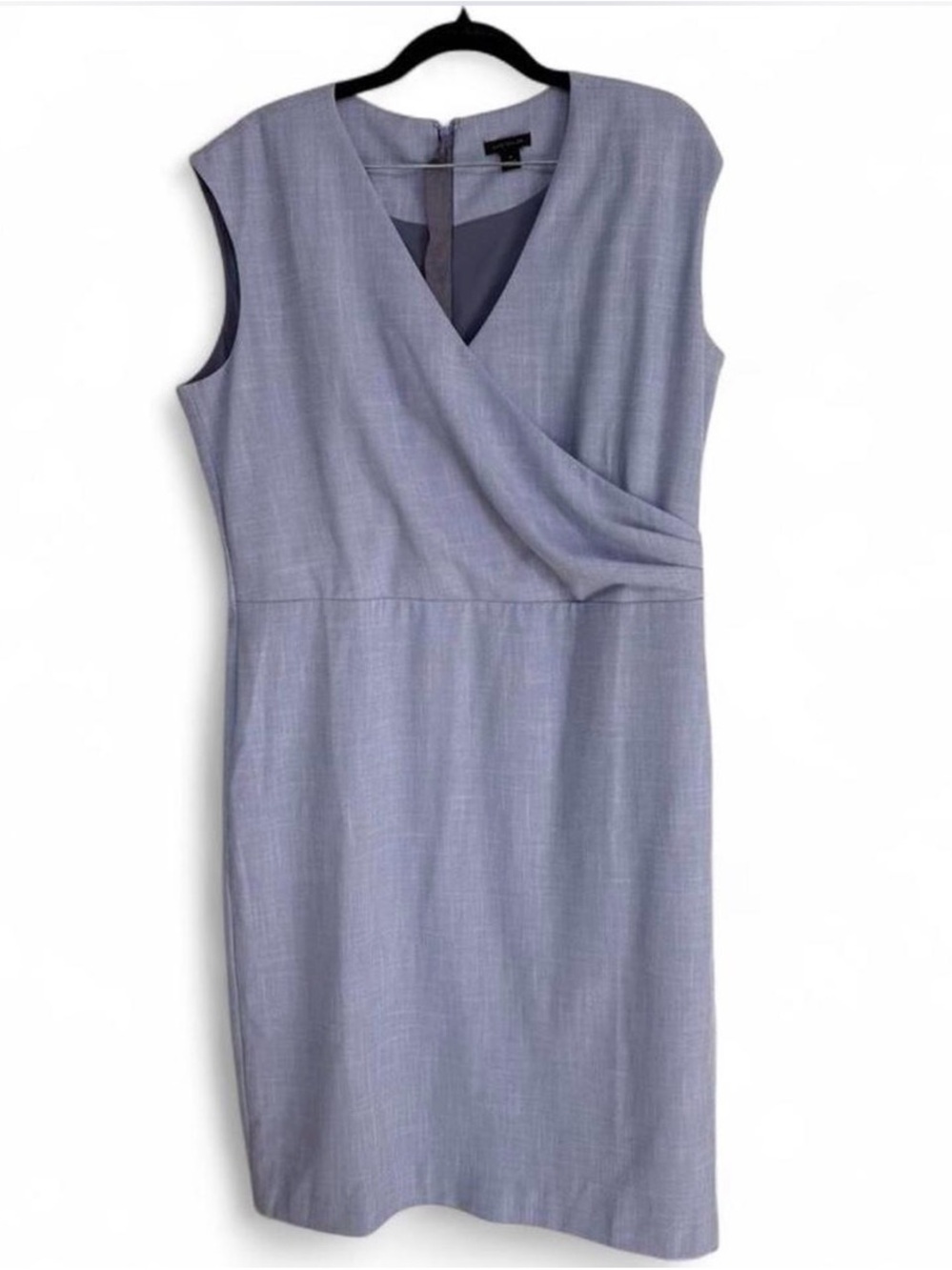 Sleeveless Wisteria Sheath Dress with V-Neck
